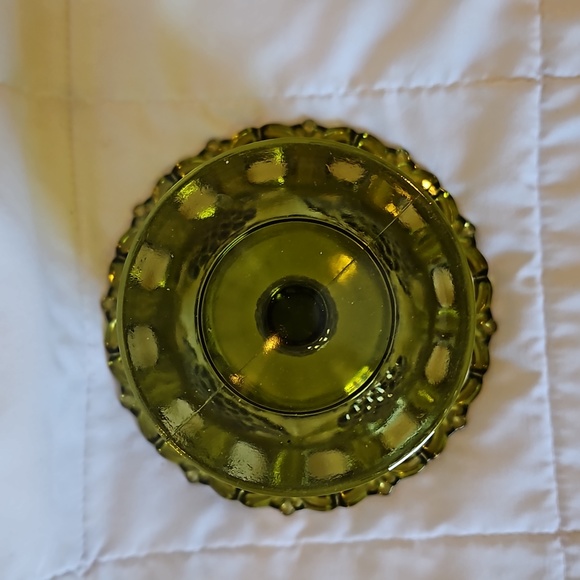 Vintage Indiana Glass Avocado Green Pedestal Candy Dish Open Lace Edge - Picture 3 of 6